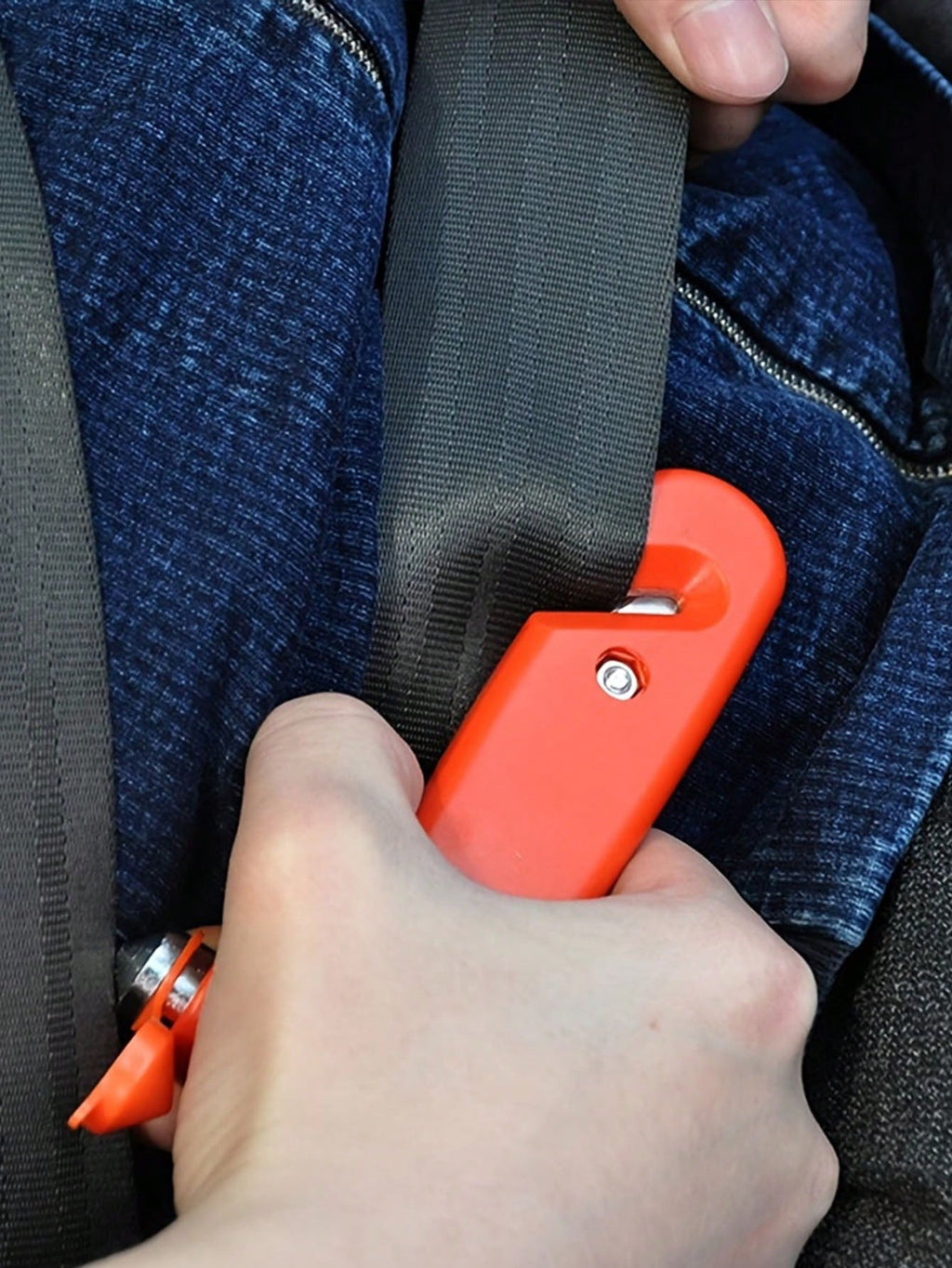2-In-1 Car Emergency Hammer & Seat Belt Cutter
